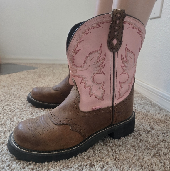 Justin Boots Pink and Brown Ankle Booties - Picture 2 of 8
